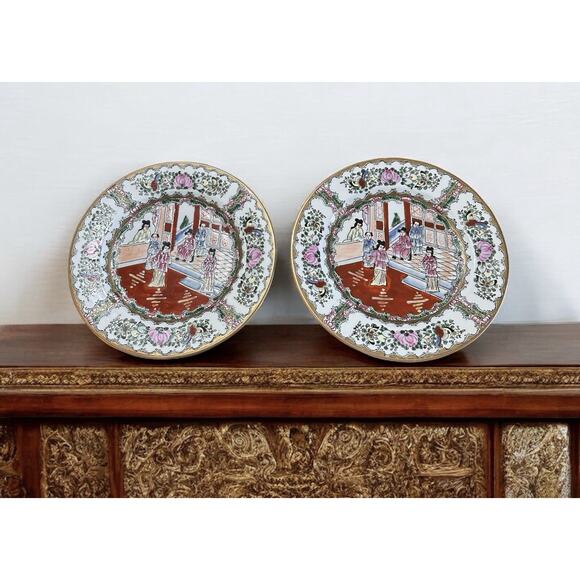 Vintage Famille Rose Medallion 10.25" Porcelain Plates Matched Pattern Set of 2 - Picture 1 of 8
